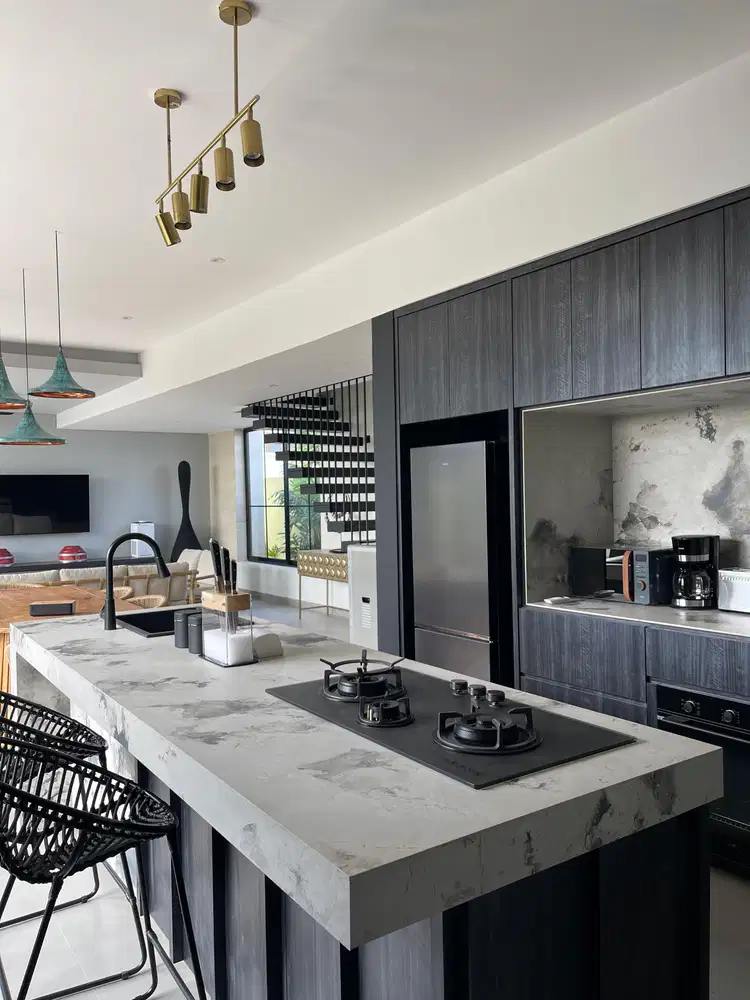 VILLA LA REGGIA OASIS MEWAH DI JANTUNG SESEHMUNGGU BADUNG BALI