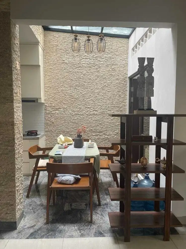 RUMAH HOEK DI MOZIA BSD Full Renov