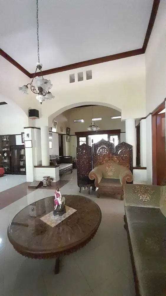 Jual Rumah Komersial Tengah Kota Surabaya Diponegoro