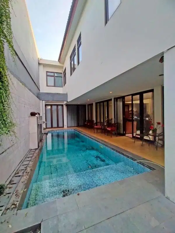 Di Jual Rumah, S.pool Jl. Jeruk Purut Benda Atas Jaksel