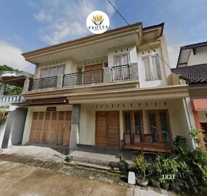 Rumah kece 2 lantai yang siap jadi tempat healing tiap hari.