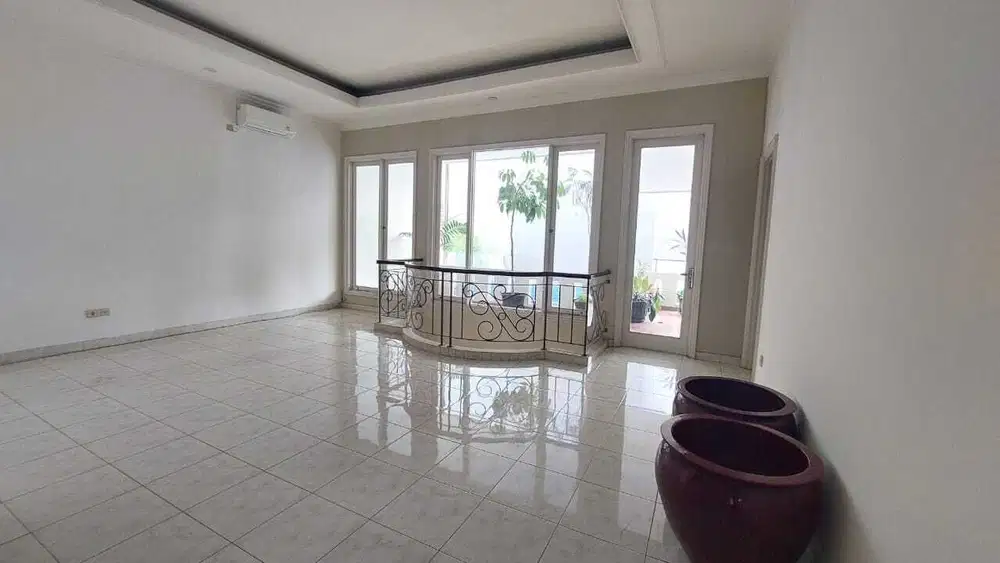 DISEWAKAN RUMAH CANTIK (Siap Huni)  JL. PONDOK INDAH JAKARTA SELATAN