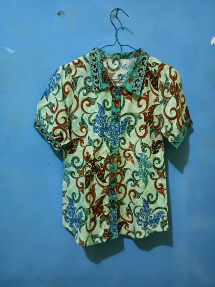 Atasan / Baju / Kemeja Batik Preloved