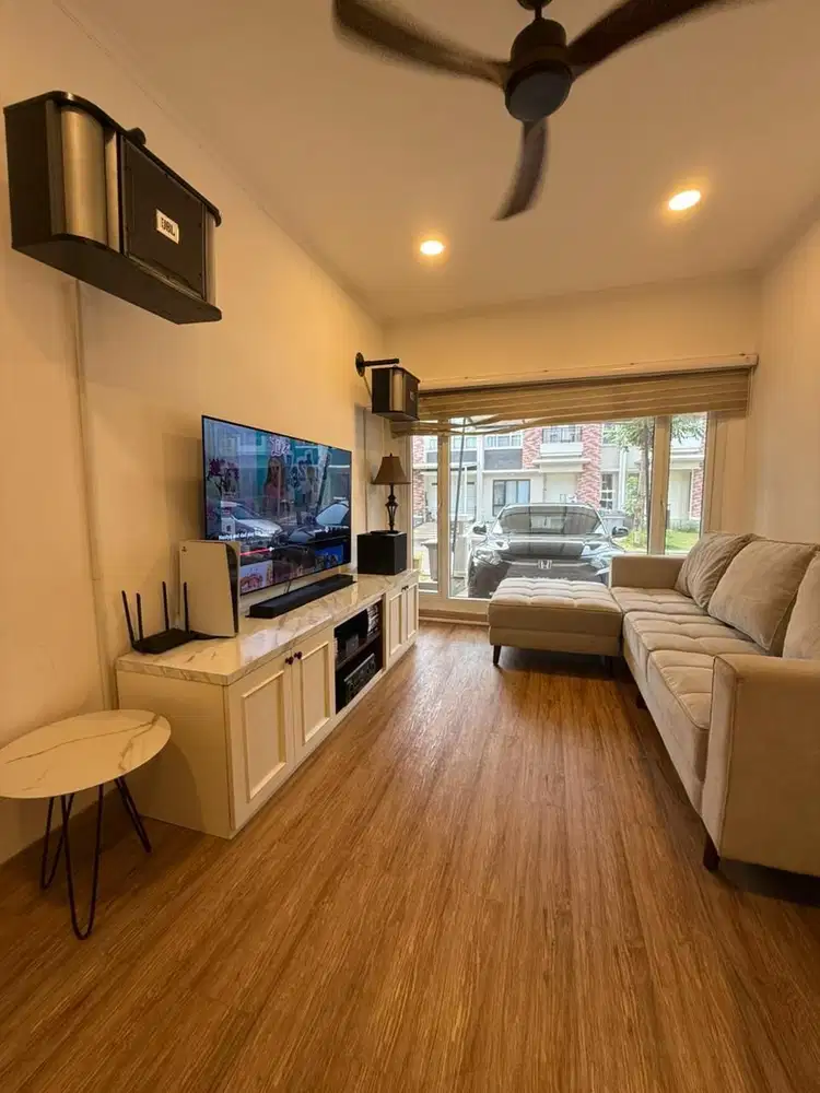 DIJUAL RUMAH RAPIH CLUSTER FARADAY GADING SERPONG