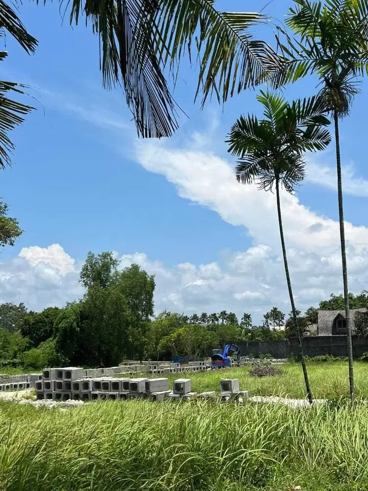 Tanah luxury area depan pantai berawa bali