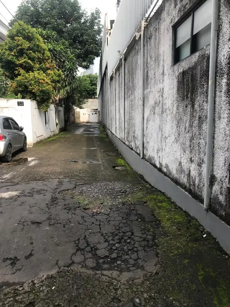 Rumah 1 Lantai di Kebayoran Baru, Lokasi Strategis