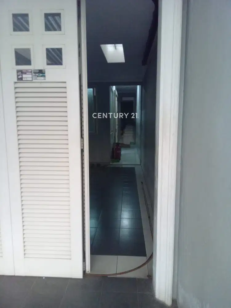 Rumah Luas 300 Lingkungan Strategis Di Sektor 1 Bintaro Cw16802