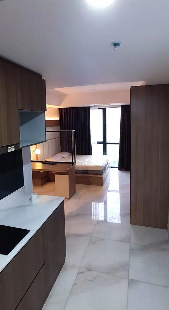 DISEWAKAN UNIT STUDIO APARTEMEN THE SMITH ALAM SUTERA TANGERANG