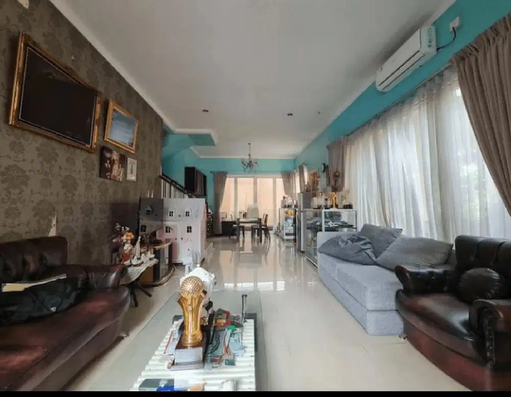 DIbawah harga pasar kebayoran bintaro luas 204 4,7 M Nego