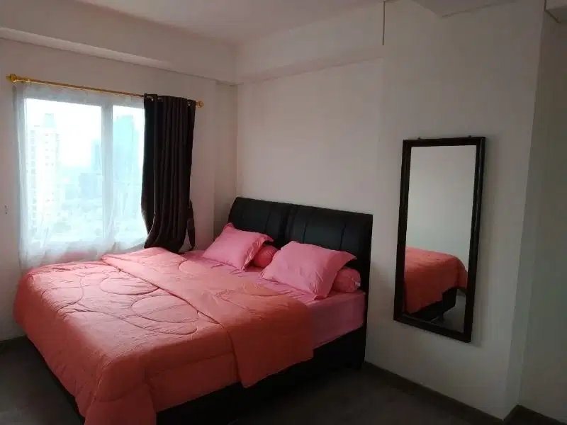 Disewakan apartemen cosmo terrace 2 br  luas  58 m2 furnish view timur