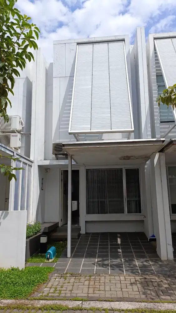 Rumah Cluster Inspirahaus Tabebuya BSD City 2 Lantai Compact Minimalis
