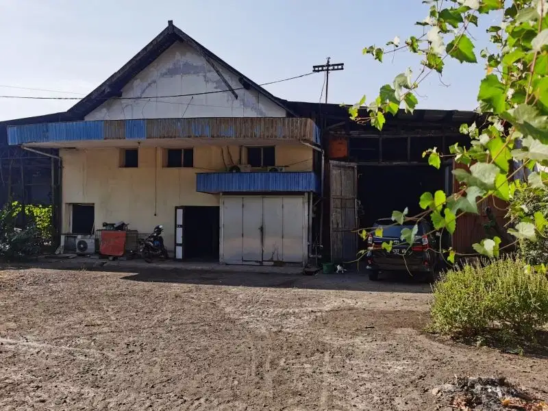 Raya Dupak Pusat Komersial Perdagangan Surabaya Pusat.