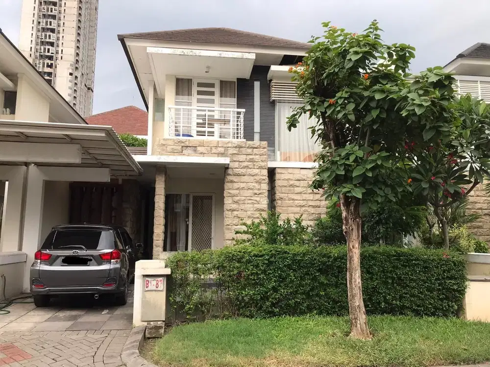 Rumah dijual berlokasi di Royal Residence (YL)