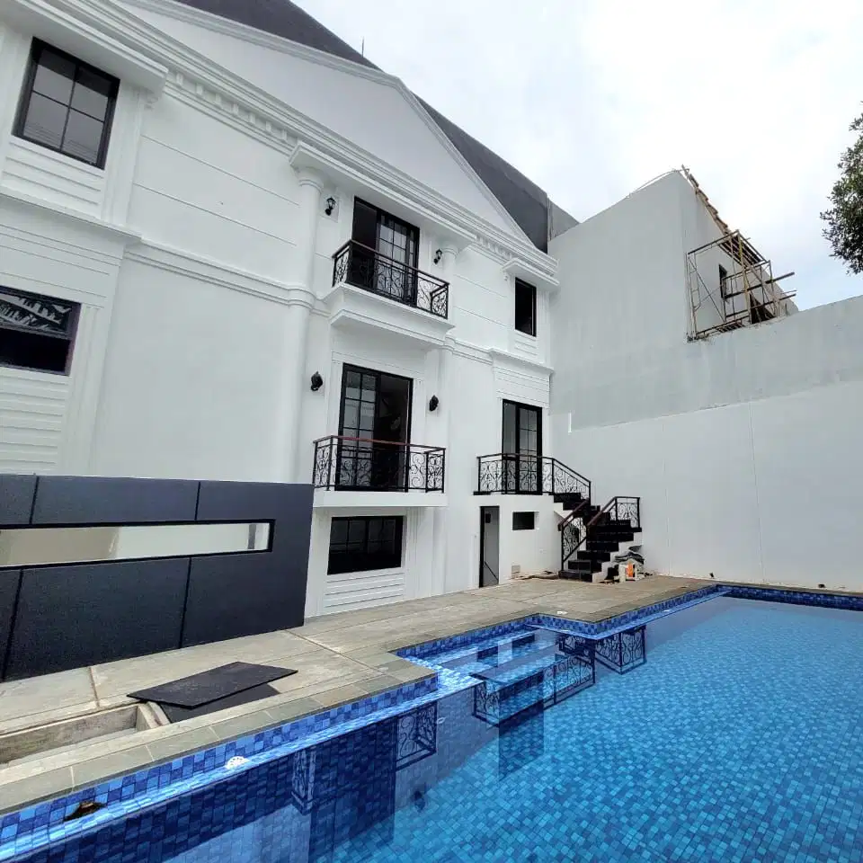 Rumah Mewah dg Swimming Pool di Kebayoran Sektor 7 Bintaro jaya