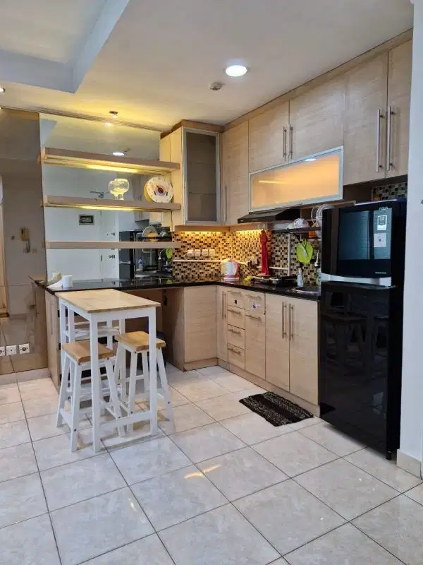 di sewakan apartment MOI,bagus,bersih,new furnished,