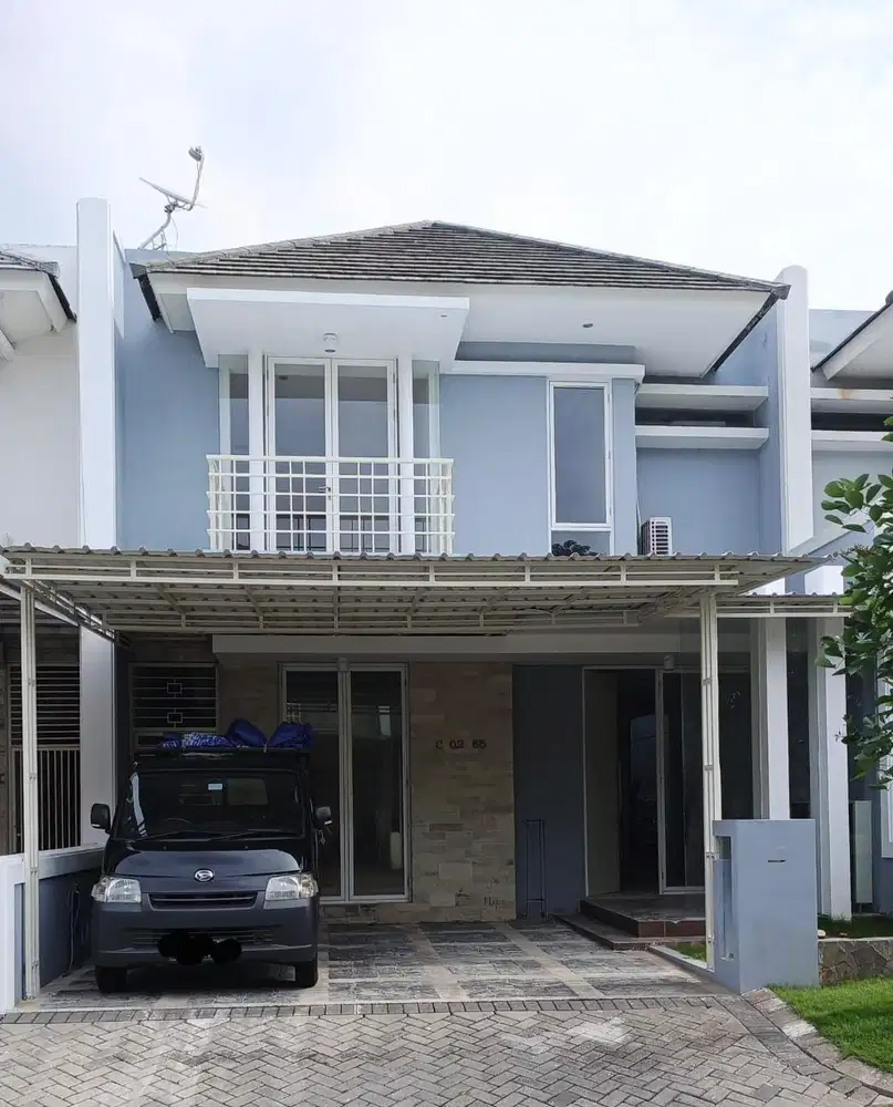 Dijual Rumah berlokasi di Royal Residen Clus BleinHeim (BB)