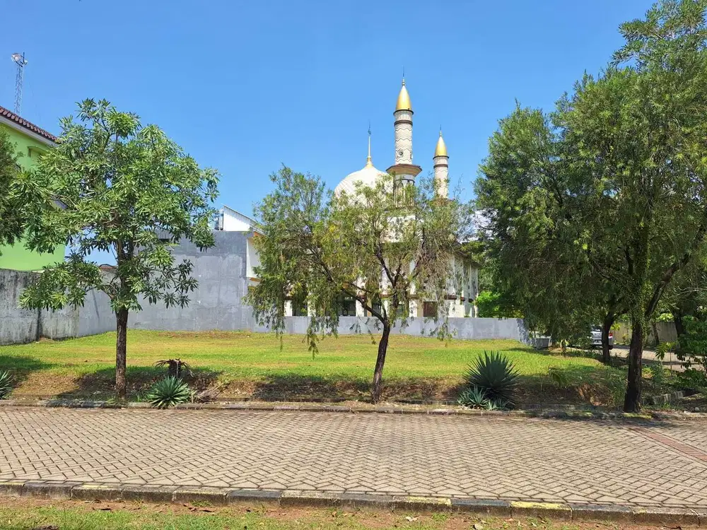 Dijual Kavling dkt Masjid di hoek  di Citra Indah City Jonggol