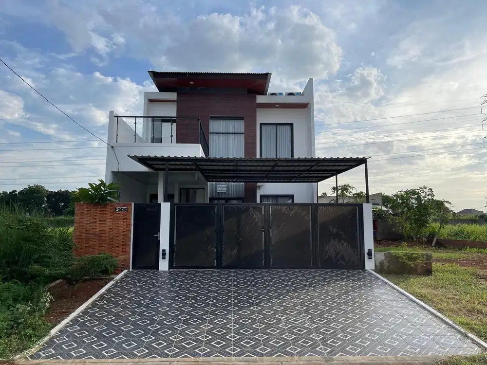Rumah 2 Lantai Bagus di Grand Wisata Bekasi