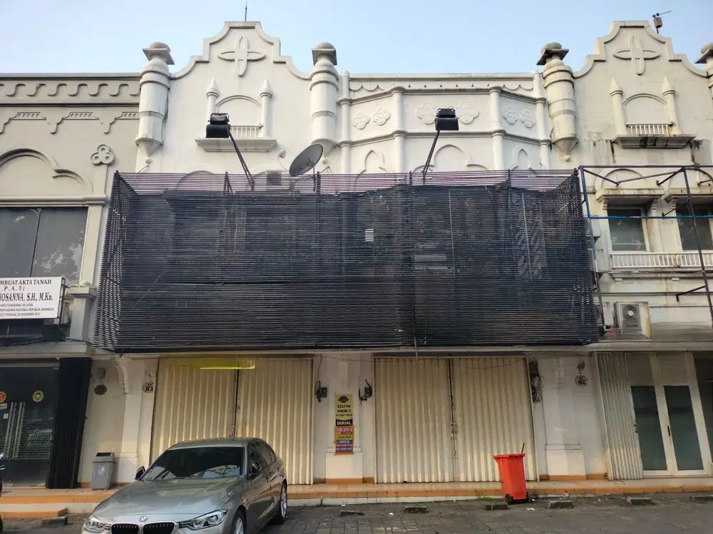 Ruko 2 Lantai di Barcelona BSD City ,Hadap Jalan RAYA Besar