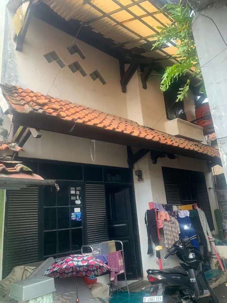 DIJUAL RUMAH COCOK UNTUK KOS KOSAN
