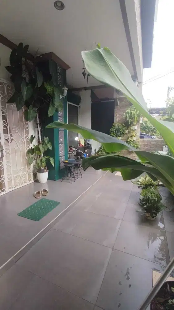 Dijual Rumah Bagus Siap Huni di Mutiara Taman Palem Jakarta Barat