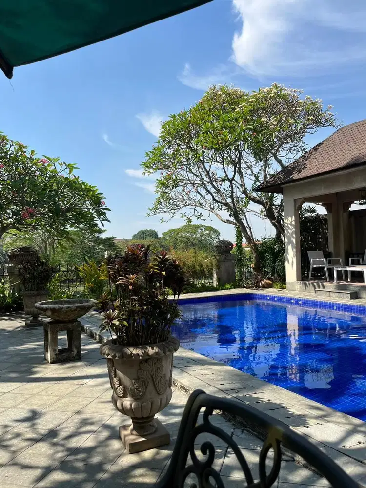 Rumah Golf view Citraland Surabaya Barat American Classic