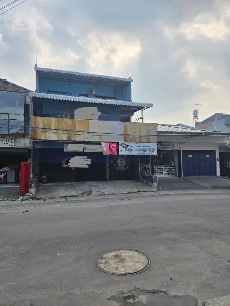 DIJUAL RUKO 3 LANTAI STRATEGIS RAYA MANUKAN LOR SURABAYA KOTA MA 403