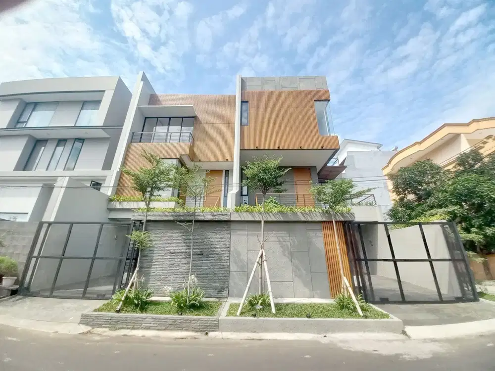 Dijual Rumah Baru 3 Setengah Lantai Bagus dan Siap Huni Sunter Agung