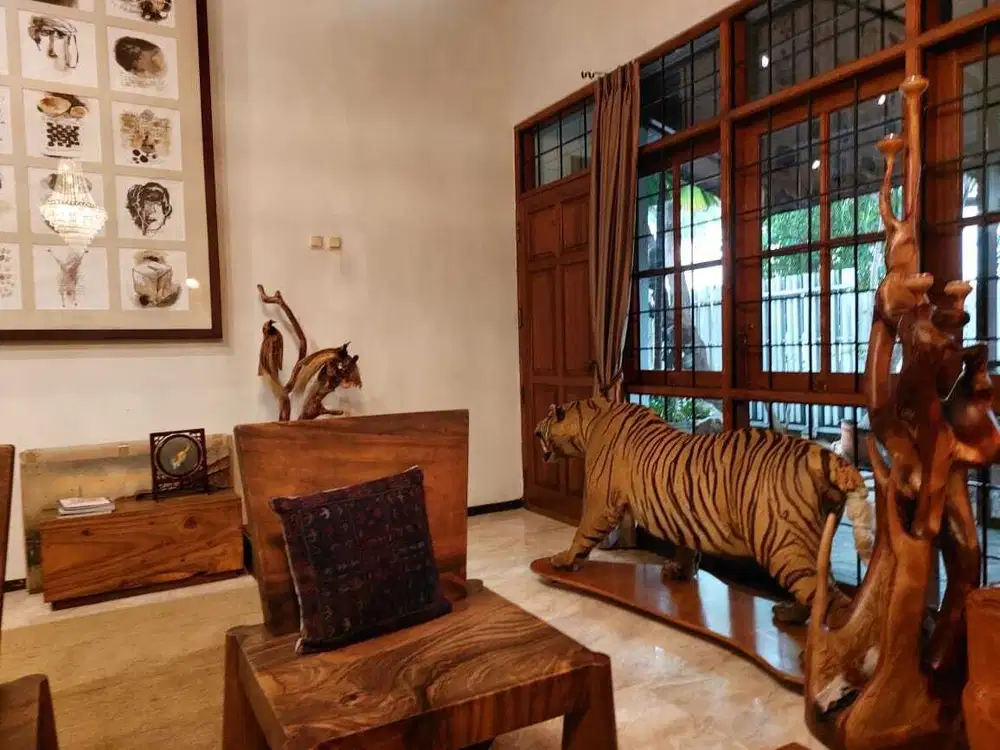 Rumah Bagus Siap Huni SHM Semi Furnished Jelambar Grogol Jakarta Barat