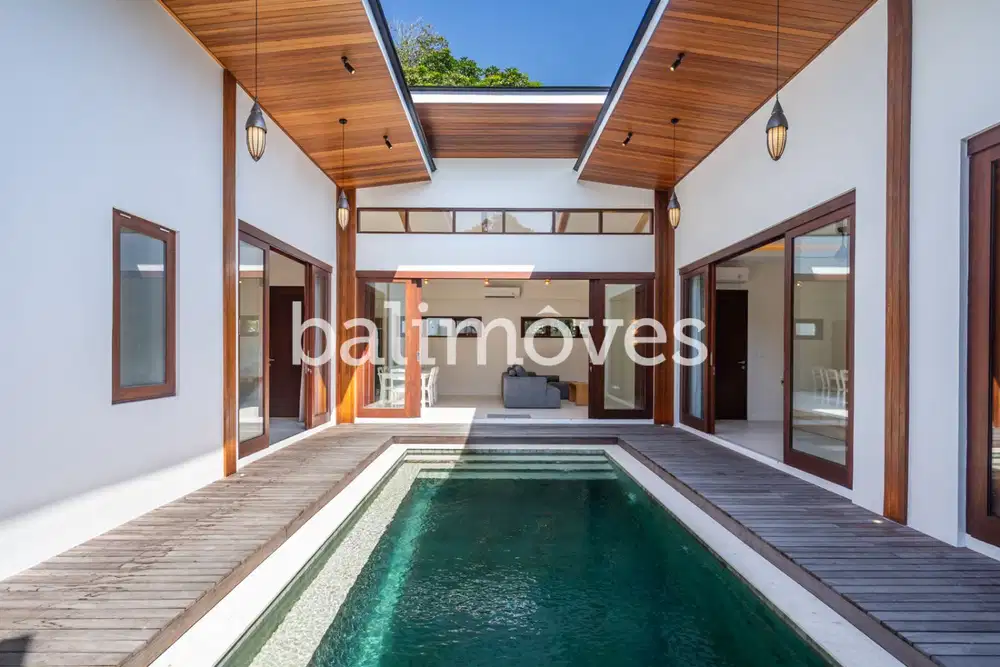 Villa Mewah Baru dengan 4 Kamar Tidur di Pantai Sanur