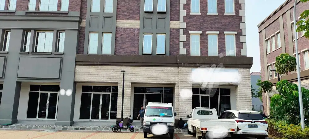 Ruko PIK BOSTON RIVERVIEW 3 Lantai ada rooftop