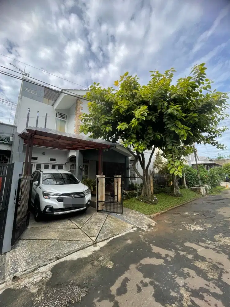 Rumah dijual di Jl. Mertilang Bintaro 9 Tangerang Selatan