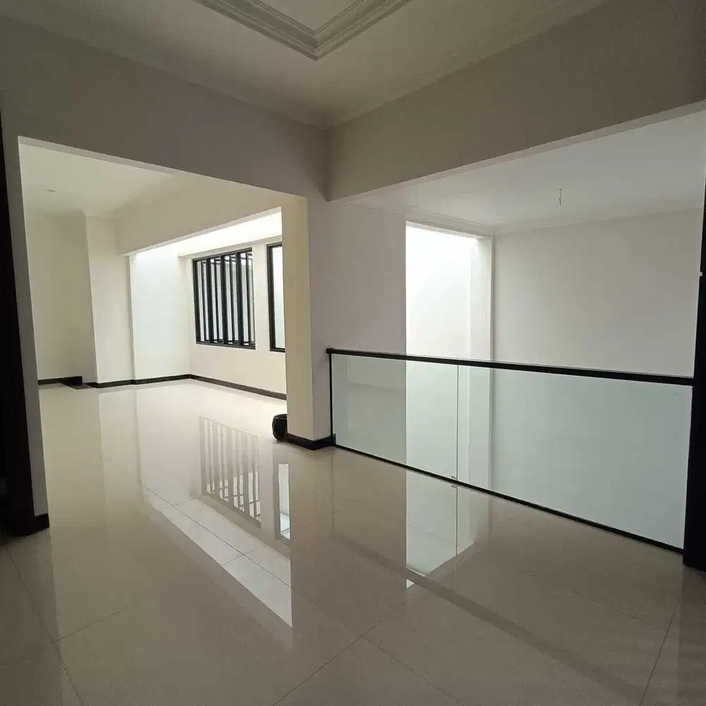 DHARMA HUSADA UTARA DHARMA HUSADA UTARA RUMAH 2 LANTAI Dkt puri galaxy