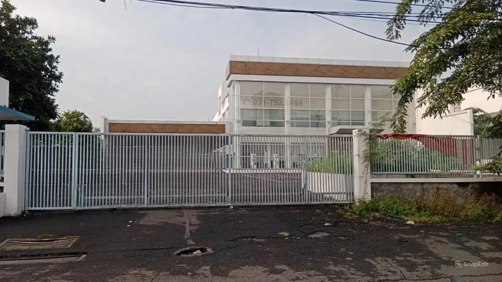 Disewakan Cocok utk showroom di Raya Menganti Lidah Kulon (BB)