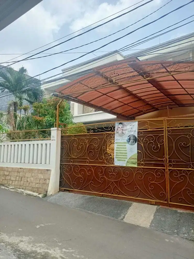 RUMAH Asri, Rapi, siap huni di JAGAKARSA   JAKARTA SELATAN