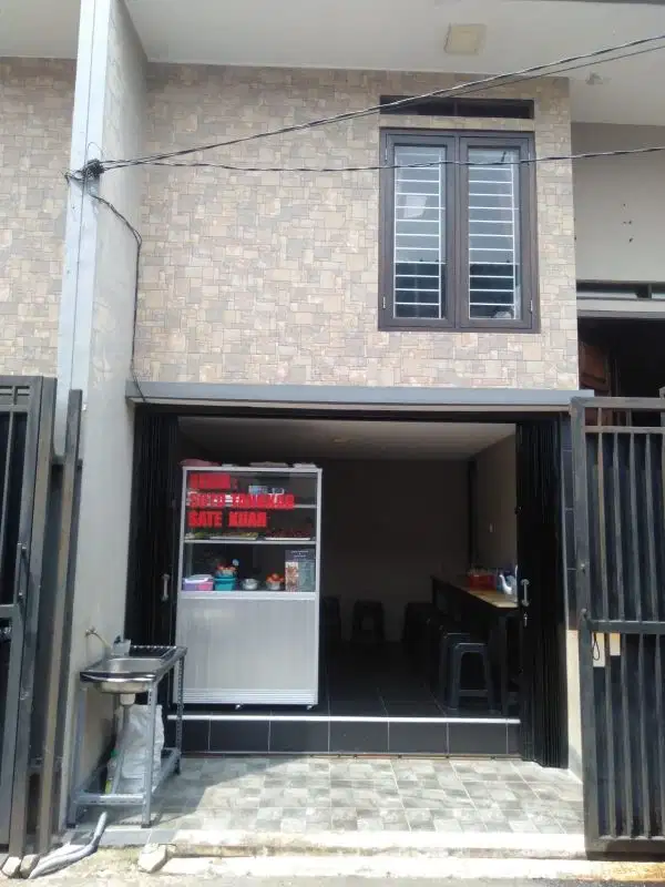 Rumah bisa Usaha di Jagakarsa Jakarta Selatan