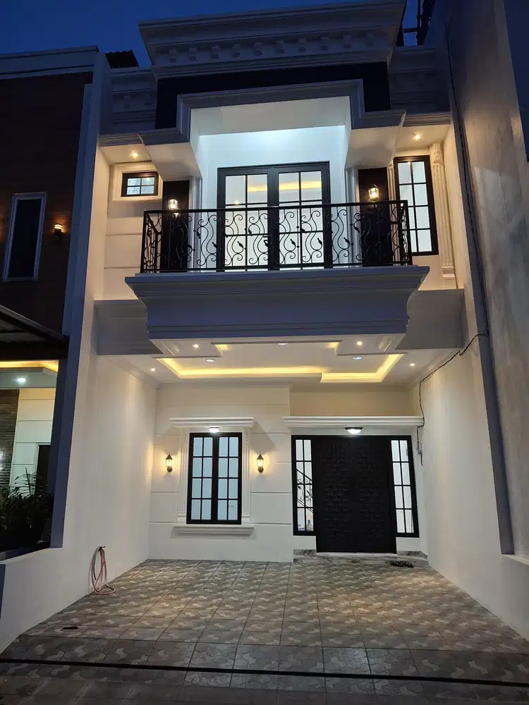 RUMAH BARU DI CLUSTER JAGAKARSA JAKARTA SELATAN