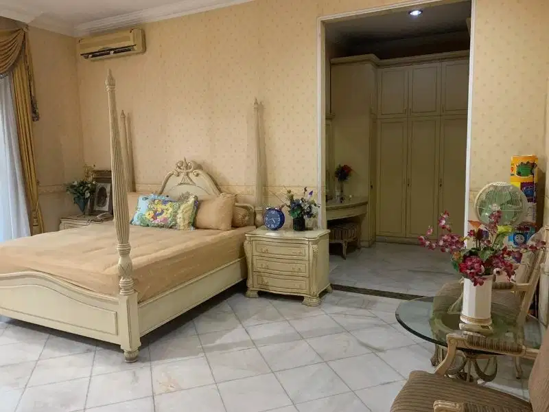 Rumah bagus di Pondok Indah Jaksel 