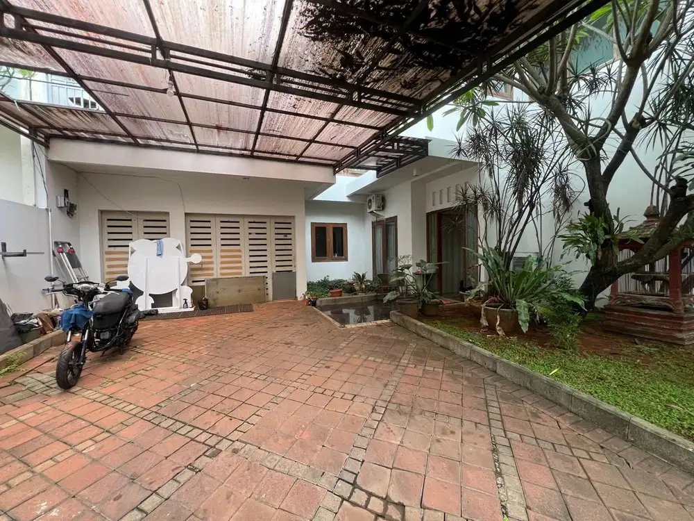 Rumah Dalam TownHouse di Lebak Bulus