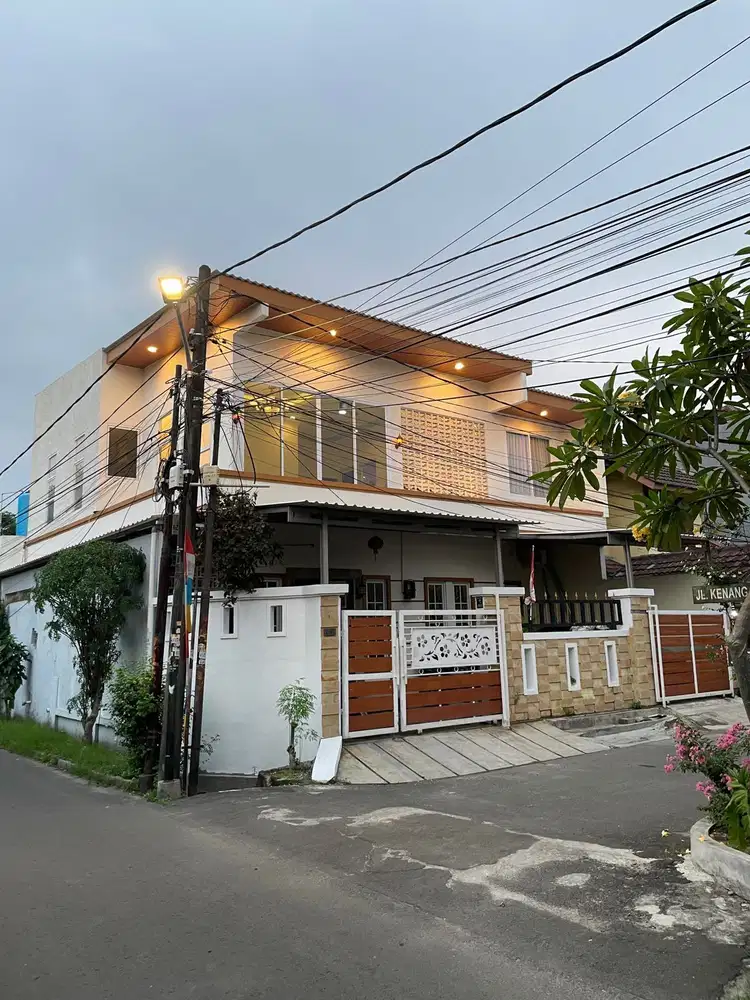 Dijual Rumah Semi Furnished Posisi Hook di Duri Kosambi