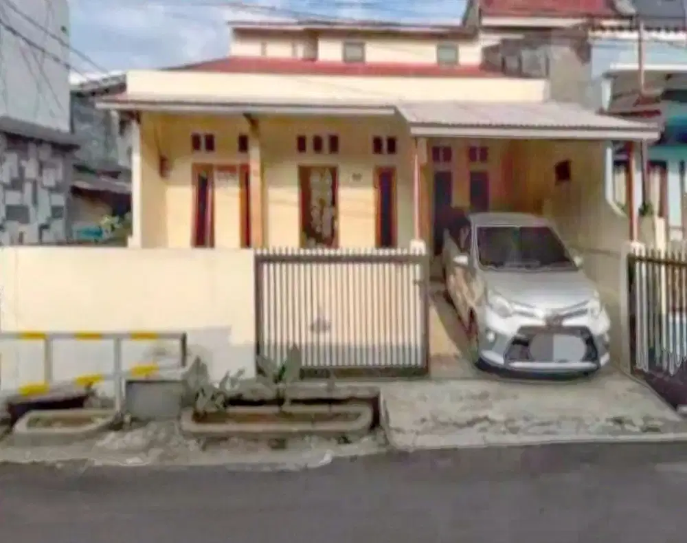 Rumah Komplek Jual Cepat Strategis Dekat Toll Di Villa Mutiara Serpong