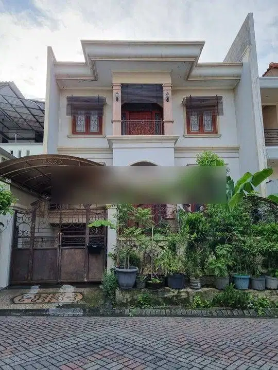 Rumah Graha Family Dekat Citraland, Pakuwon Indah,wiyung, Wbm