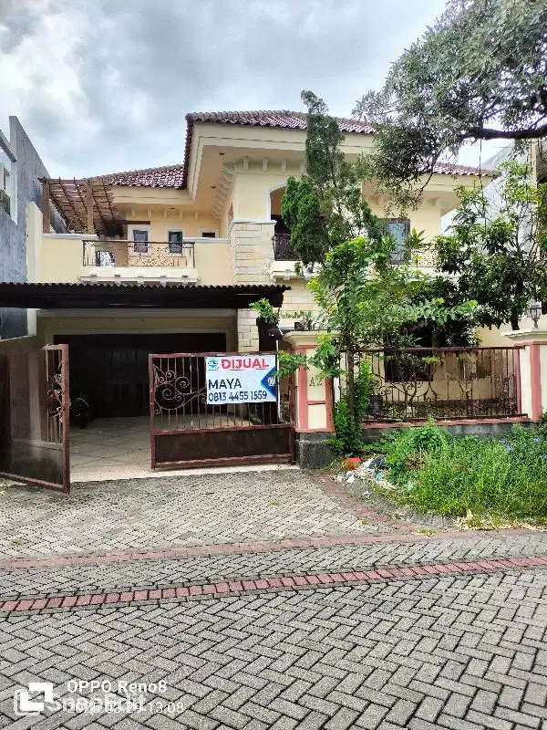 rumah taman hunian satelit dekat graha famili pakuwon indah citraland