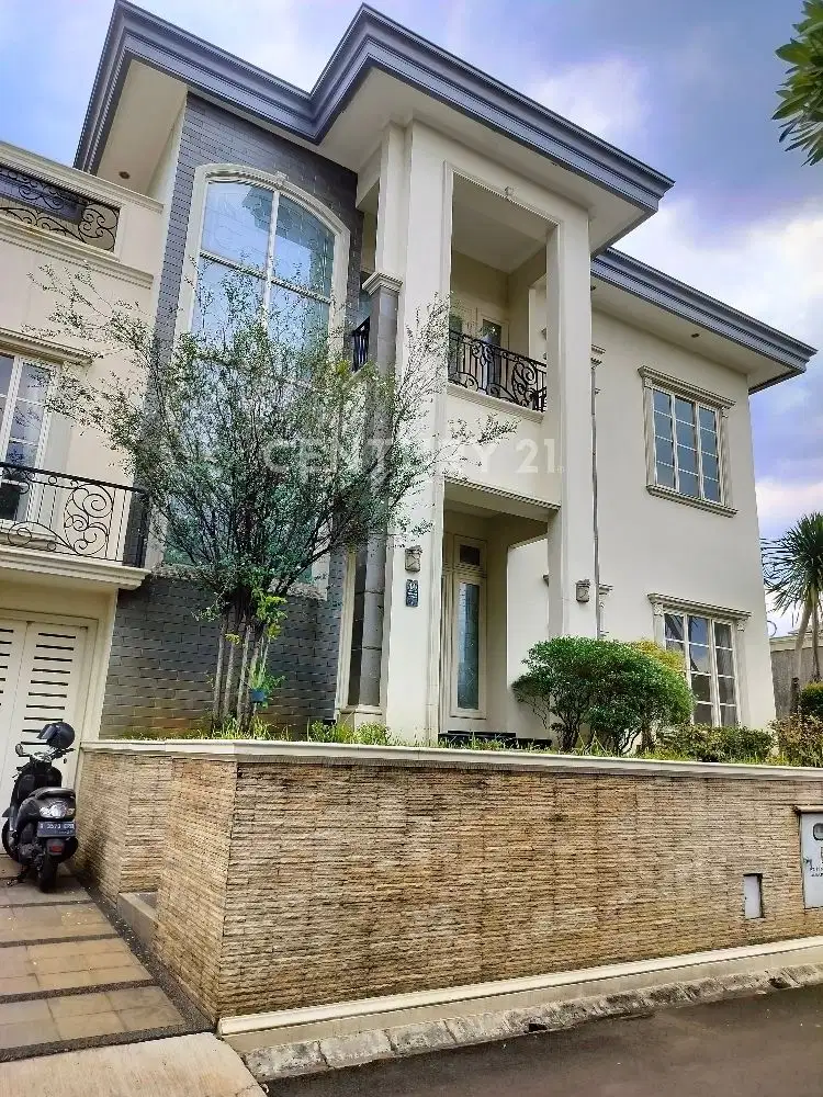 Dijual Rumah Nyaman Dan Asri Di Jakarta Selatan