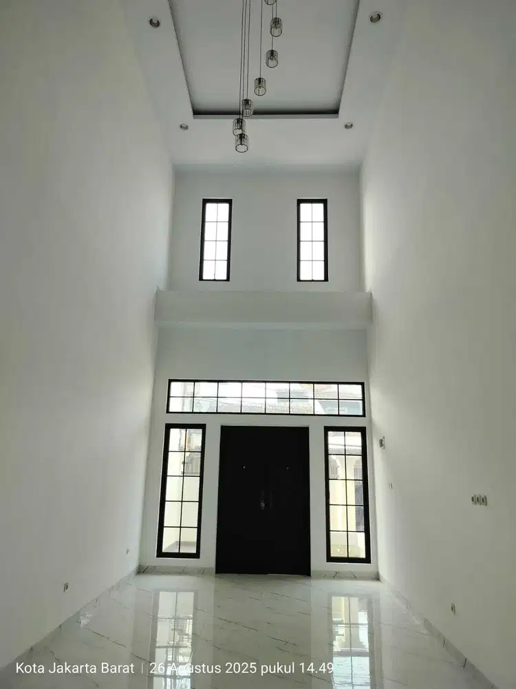 Rumah Cantik Daan Mogot Estate 2 Lantai Siap Huni