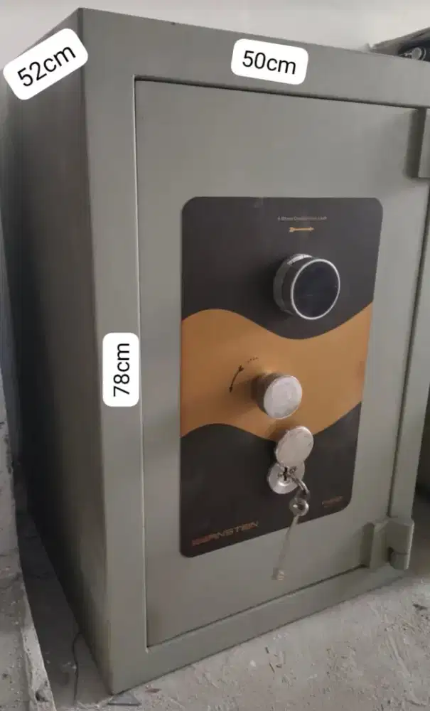 Brankas Solingen Bernstein Size 3