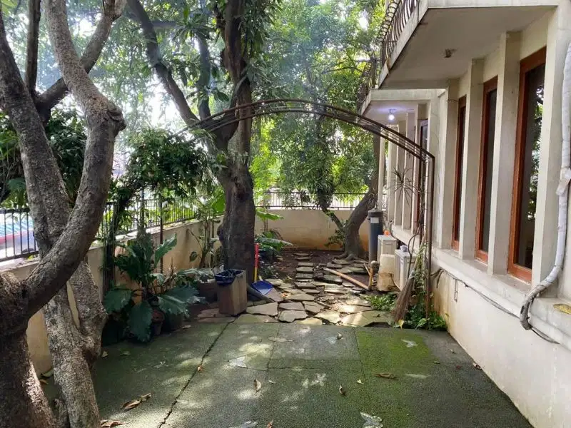 Rumah murah rapi siap huni di tanjung barat Jakarta Selatan