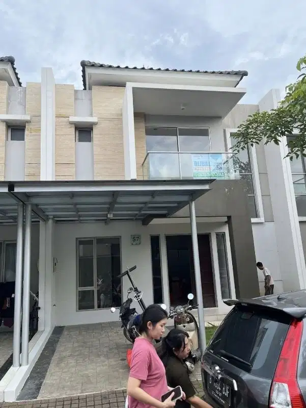 Disewakan Rumah 8x15 PIK Golf Island