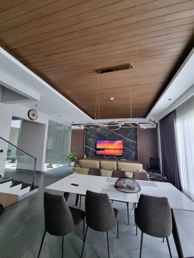 RUMAH FULL FURNISHED BELAKANG RUMAH PERSIS DANAU GREENLAKE CIPONDOH