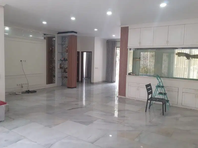 RUMAH DIJUAL STRATEGIS DI ARTERI PONDOK INDAH JAKARTA SELATAN